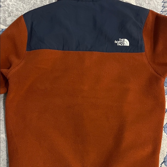 The North Face Men's Rust and Navy Performance Jacket size L - Picture 8 of 12
